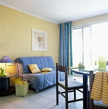 Aparthotel Echappee Bleue Immobilier - Les Marines 2*