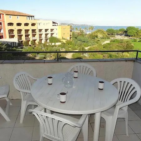 Echappee Bleue Immobilier - Les Marines Aparthotel 2*